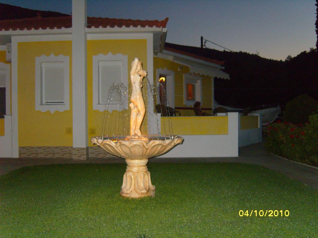 Elisabeth Villas Kerveli Bagian luar foto