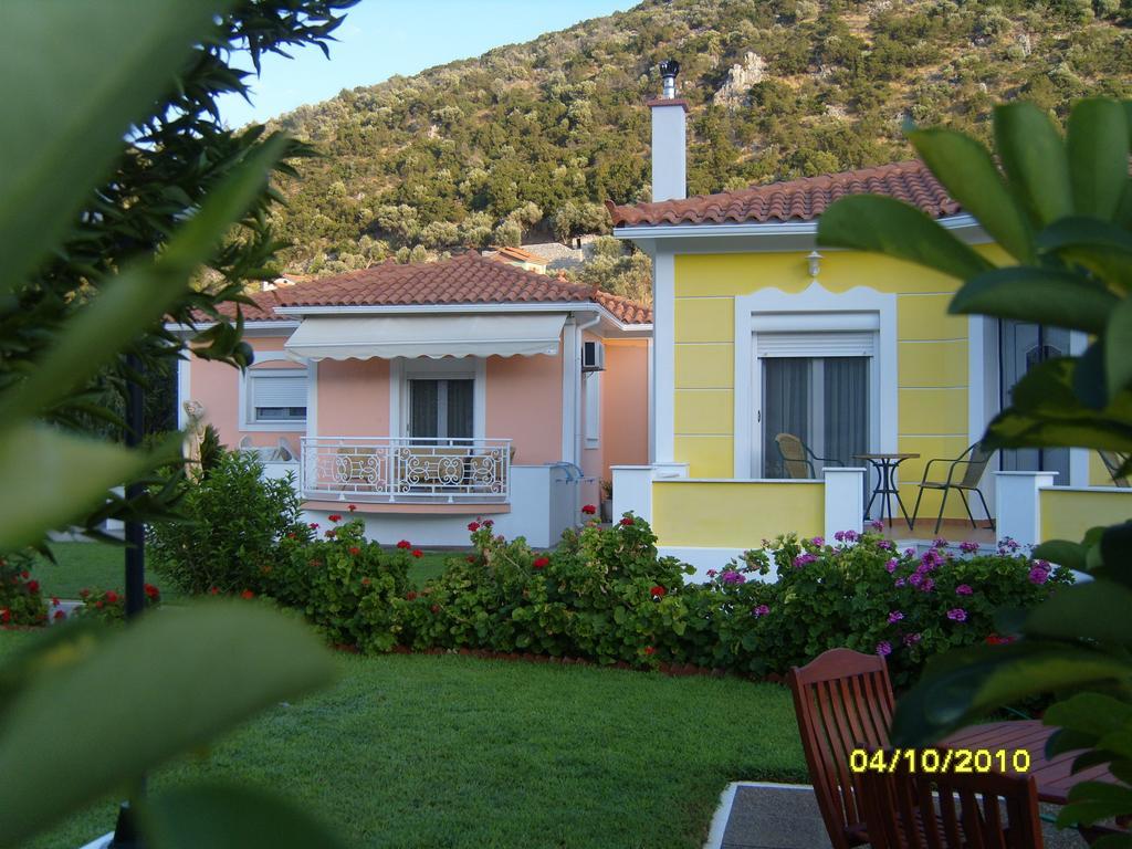 Elisabeth Villas Kerveli Bagian luar foto