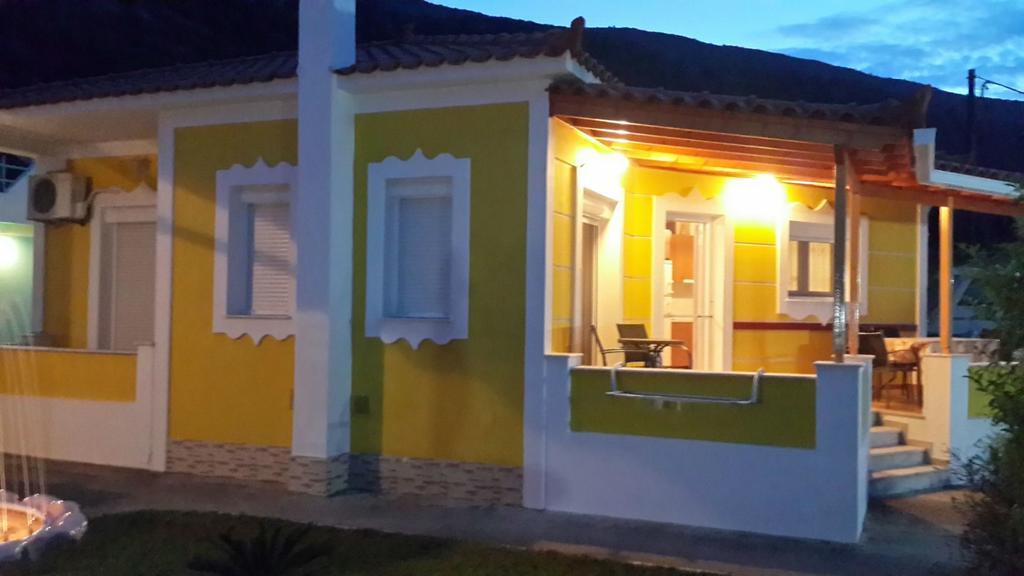 Elisabeth Villas Kerveli Bagian luar foto