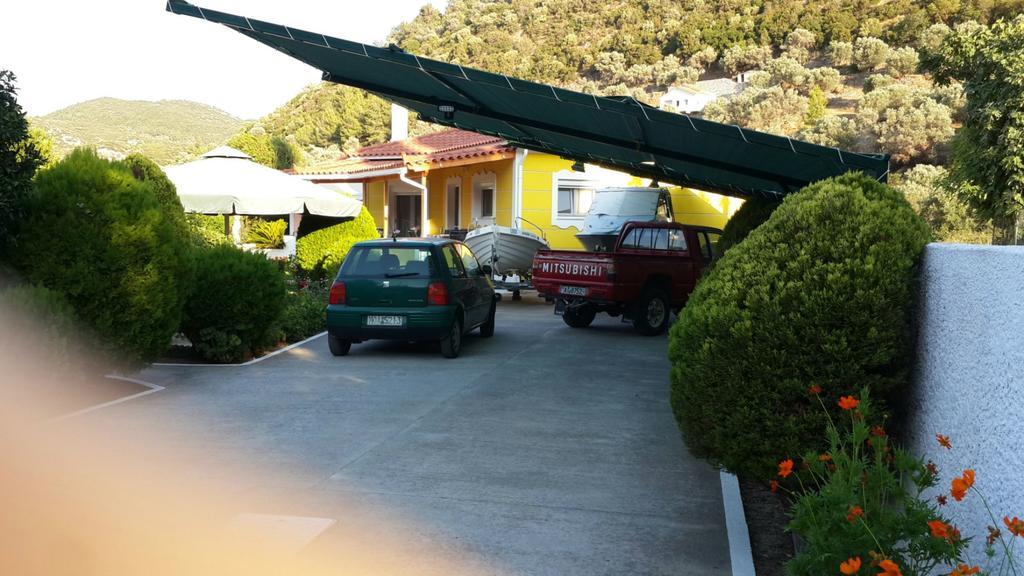 Elisabeth Villas Kerveli Bagian luar foto
